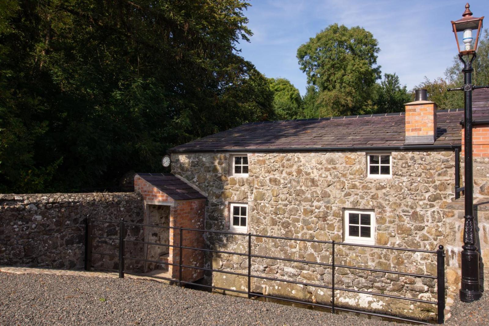 Millbrae Lodges Belfast Exterior foto